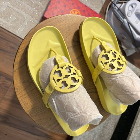 Tory Burch Miller Cloud Flip Flops Butter Yellow Calf Leather Womens Size 8 - Picture 5 of 7